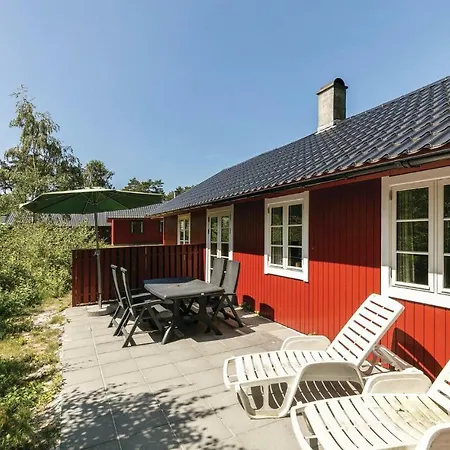 Dueodde Ferieby بيت للعطل Neksø